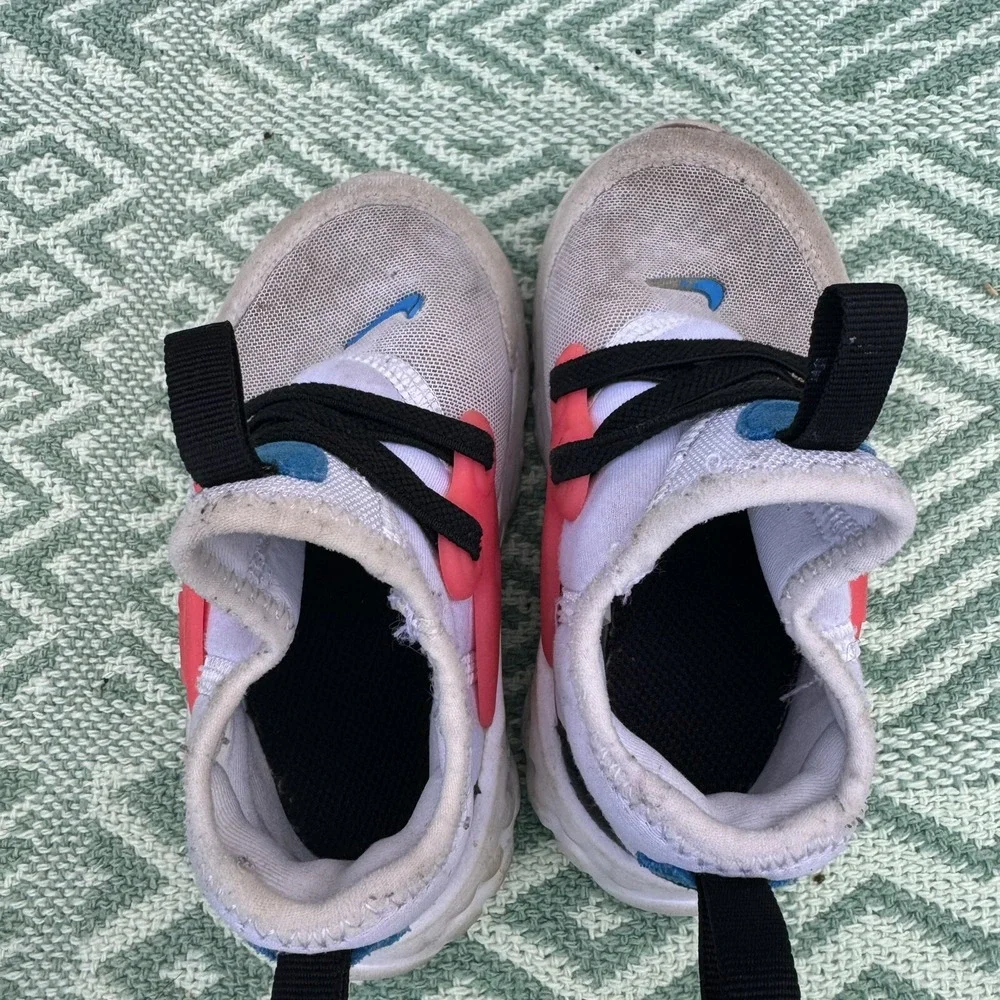 Size7c - Nike BQ4004-101 React Presto Wht Hyper Pink Photo Blue‎ Toddler